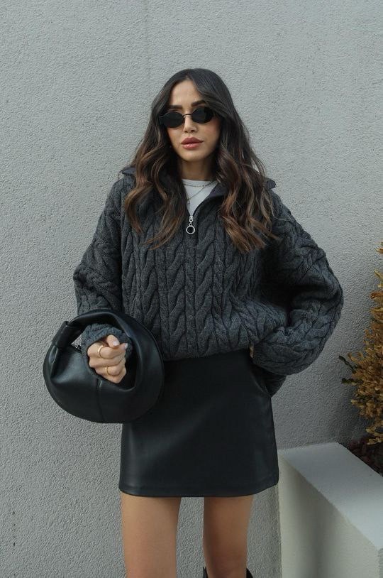 DP wool grey sweater - Image 4