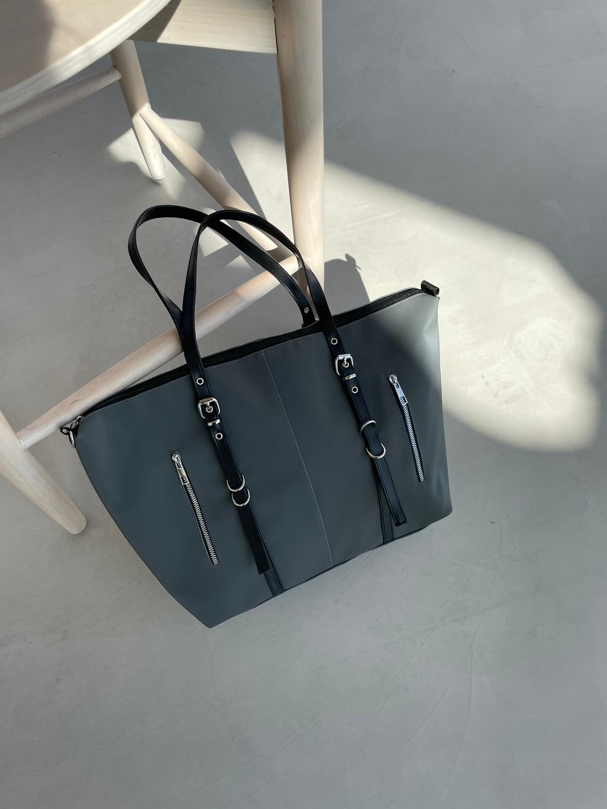 DP grey serina bag - Image 5