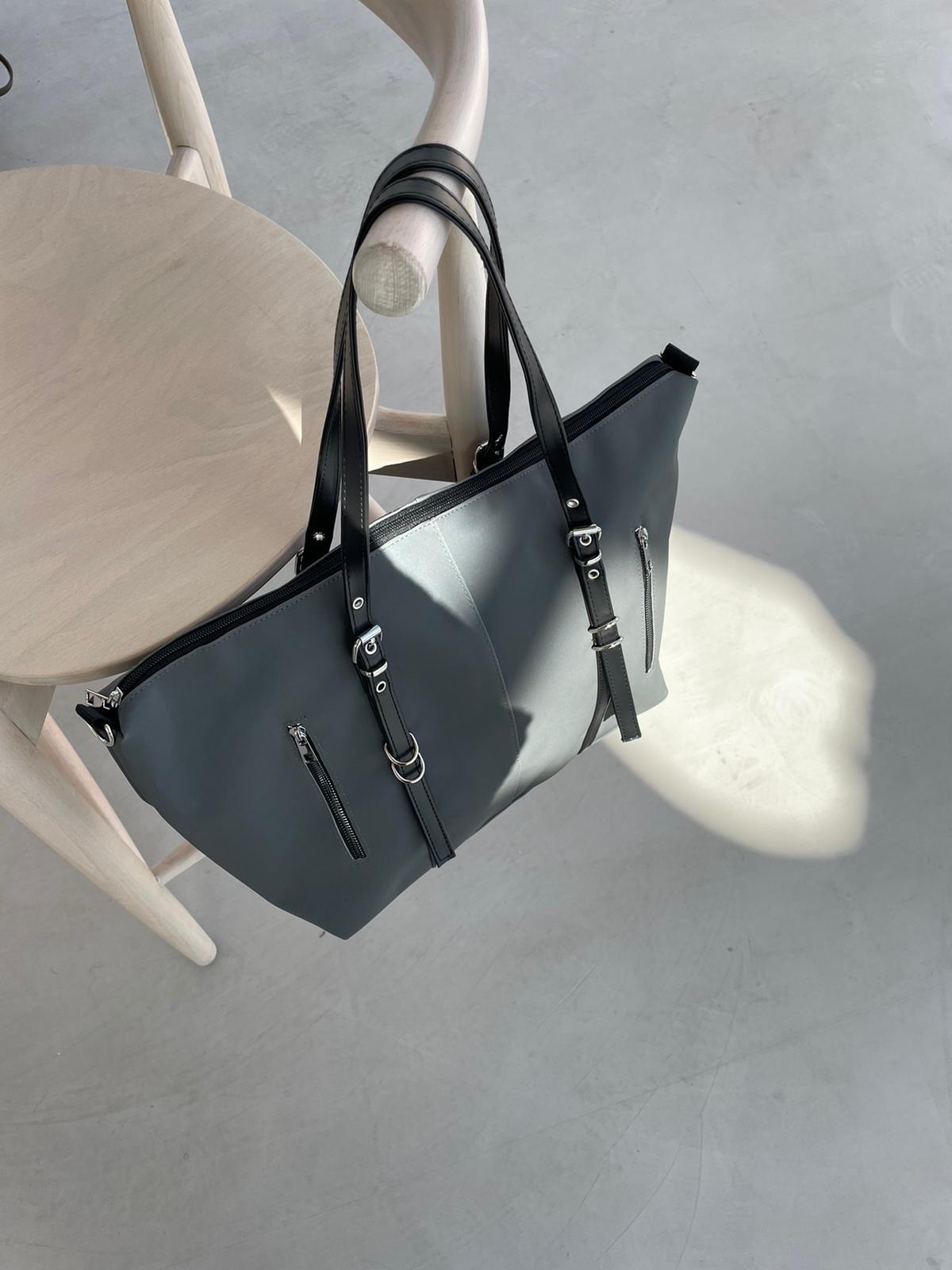 DP grey serina bag - Image 4