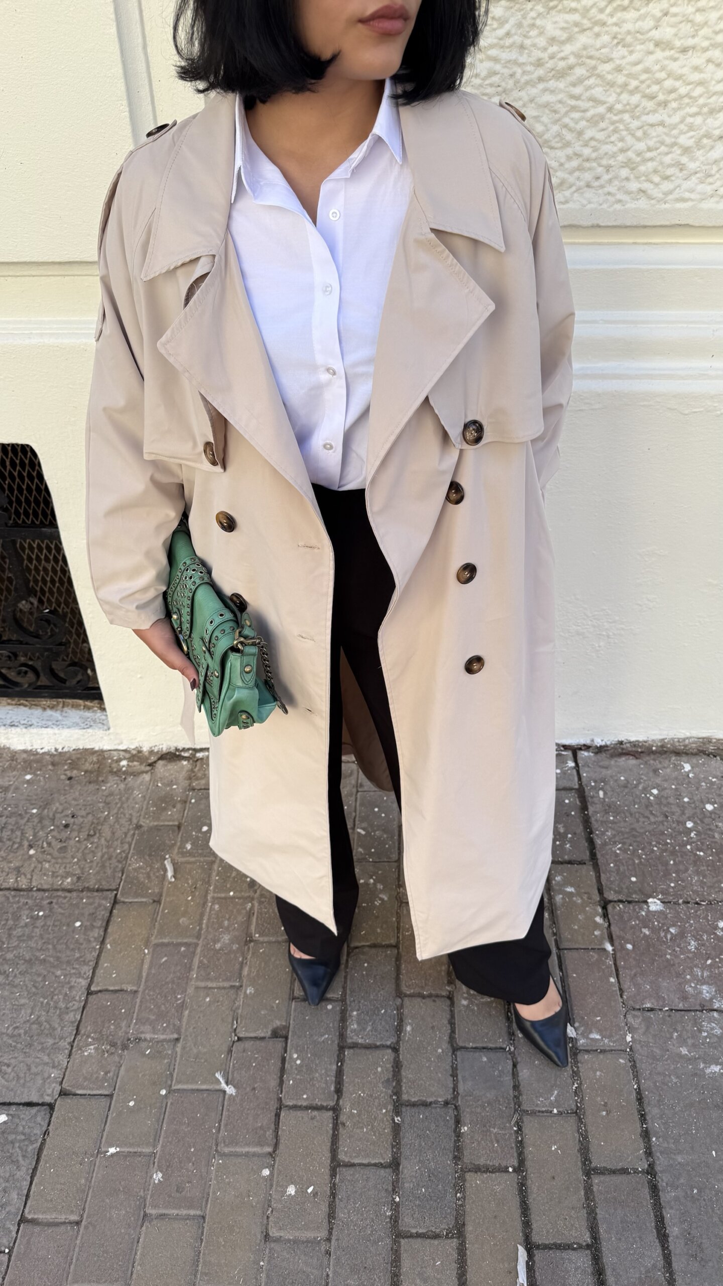 Light beige DP trench coat - Image 2